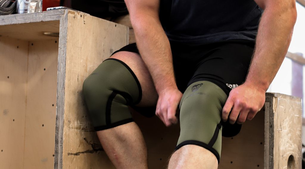 How Tight Should Knee Sleeves Fit?